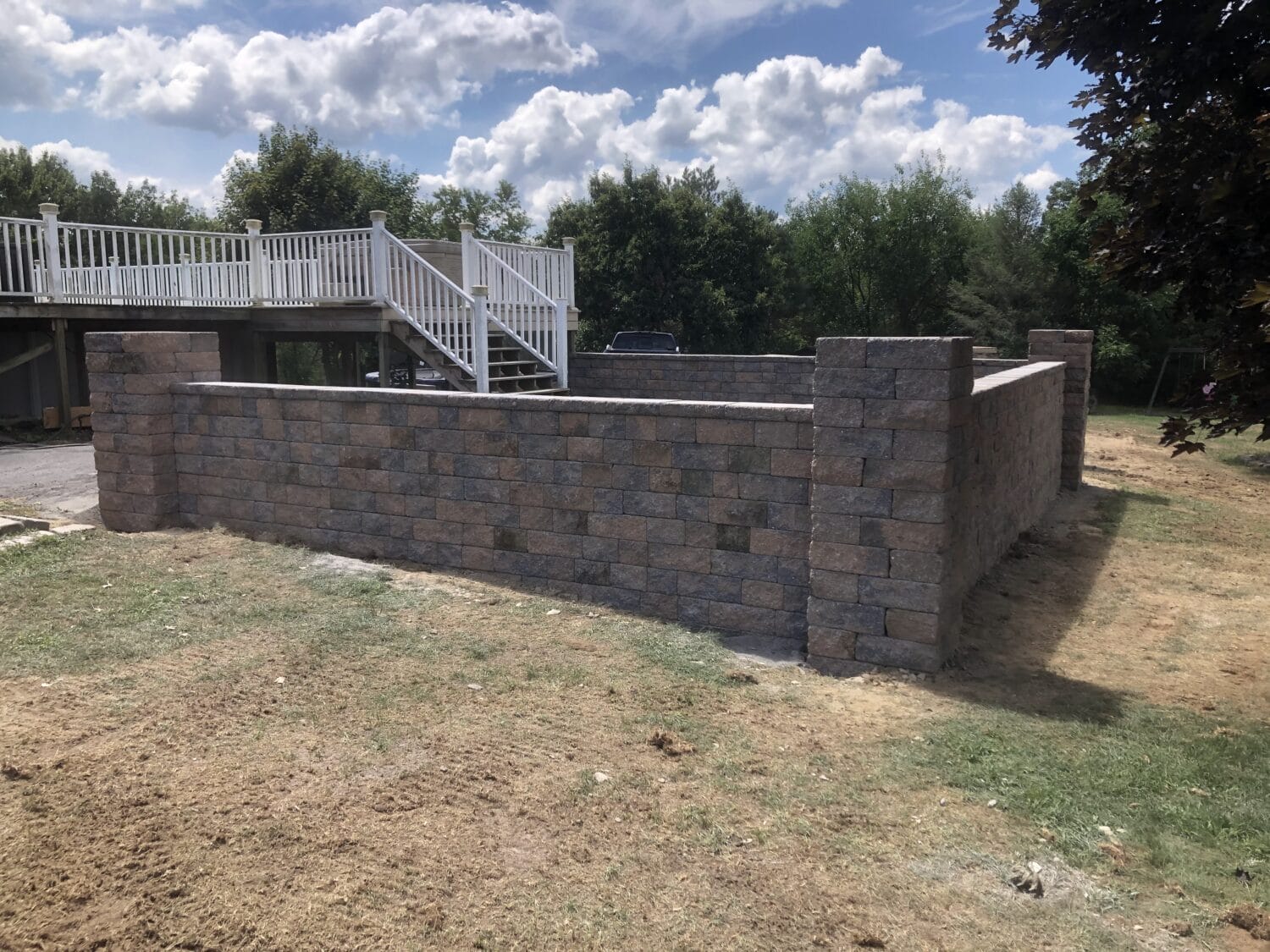 New brick hardscaping wall